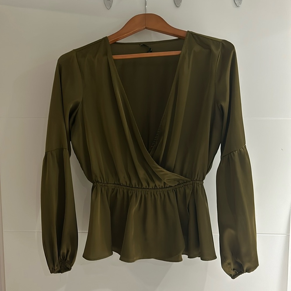Green Guess long sleeve Blouse